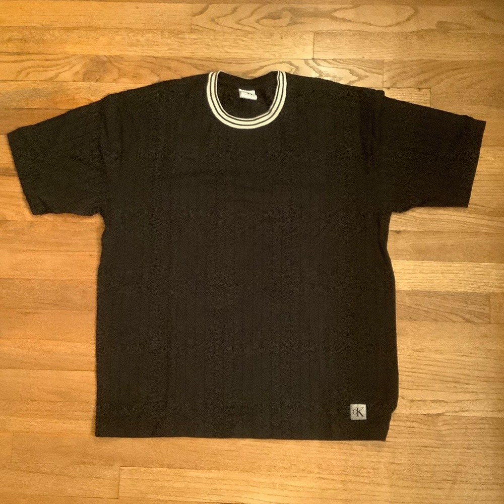 Calvin Klein Tee Shirt | Size L | Black | Short Sleeve | Made in Peru